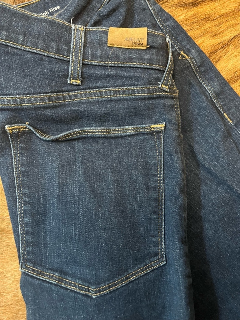 Ariat Dark Blue Relaxed Straight Denim Jeans size 33R - Picture 3 of 5